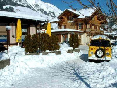 Hotel-Buffet De La Gare Chateau-d'Oex Dış mekan fotoğraf